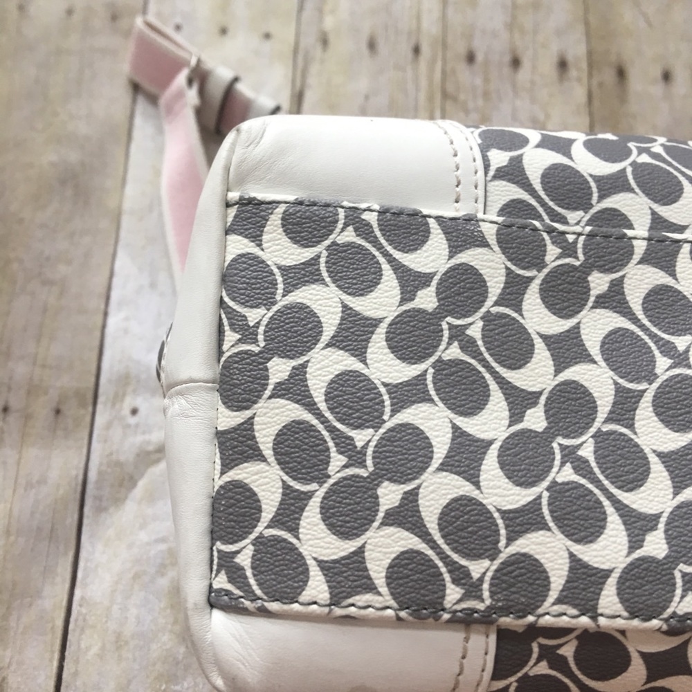 AMAZING Coach Diaper Bag - Picture 7 of 8